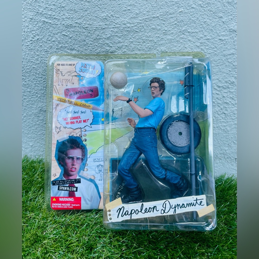 Rare Napoleon Dynamite Tetherball Champ Figurine NWT Spawn . com